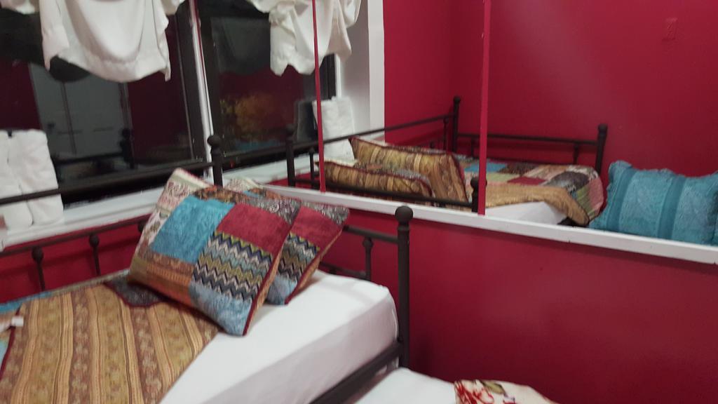 Oyo Bed And Breakfast Nova York Quarto foto